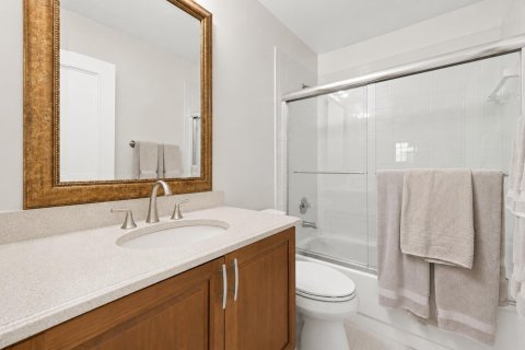 Condo in Delray Beach, Florida, 2 bedrooms № 2247159 - photo 21