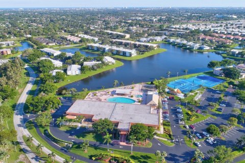 Condo in Delray Beach, Florida, 2 bedrooms № 2247159 - photo 26