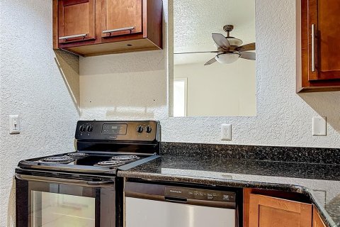 Copropriété à vendre à Orlando, Floride: 1 chambre, 76.64 m2 № 2123079 - photo 13