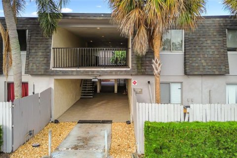 Copropriété à vendre à Orlando, Floride: 1 chambre, 76.64 m2 № 2123079 - photo 2