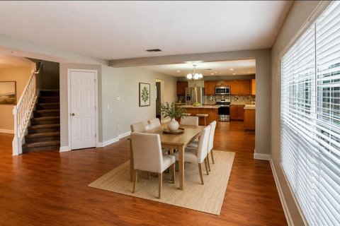 Casa en venta en Orlando, Florida, 4 dormitorios, 268.02 m2 № 2093868 - foto 13