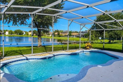Casa en venta en Orlando, Florida, 4 dormitorios, 268.02 m2 № 2093868 - foto 3