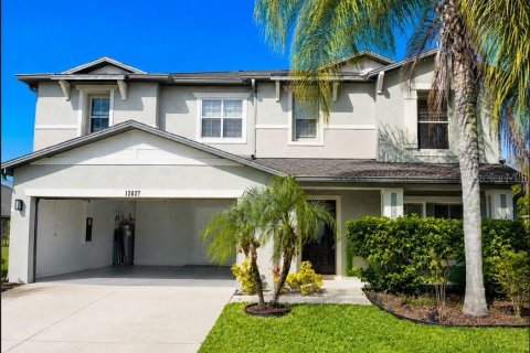 Casa en venta en Orlando, Florida, 4 dormitorios, 268.02 m2 № 2093868 - foto 2