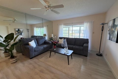 Купить кондоминиум в Маргит, Флорида 4 комнаты, 91.97м2, № 2086117 - фото 14