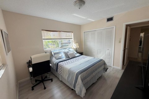 Купить кондоминиум в Маргит, Флорида 4 комнаты, 91.97м2, № 2086117 - фото 8