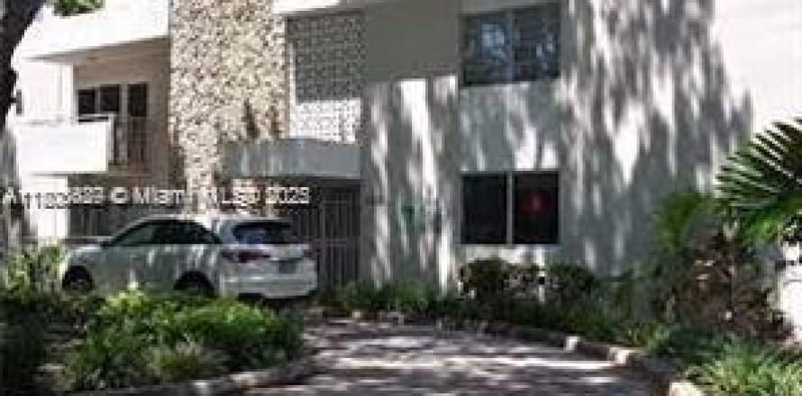 Condo à Coral Gables, Floride, 1 chambre № 1689506