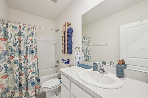 Townhouse in Wimauma, Florida 3 bedrooms, 157.47 sq.m. № 1593596 - photo 23