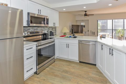 Condominio en venta en Jupiter, Florida, 1 dormitorio, 79.9 m2 № 2146960 - foto 5