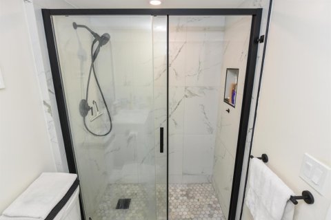 Condominio en venta en Jupiter, Florida, 1 dormitorio, 79.9 m2 № 2146960 - foto 17