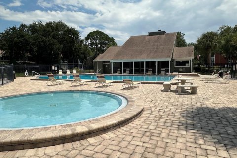 Condo in Orlando, Florida, 2 bedrooms  № 1679776 - photo 19