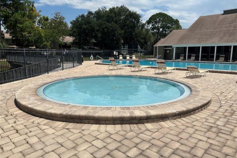 Condo in Orlando, Florida, 2 bedrooms  № 1679776 - photo 18
