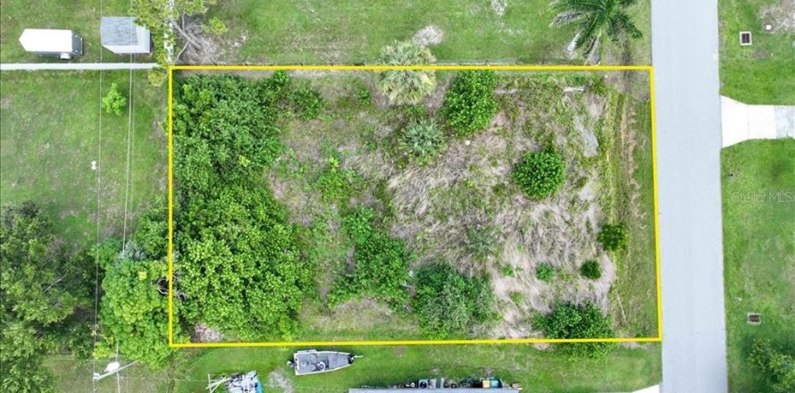 Land in Port Charlotte, Florida № 2161808