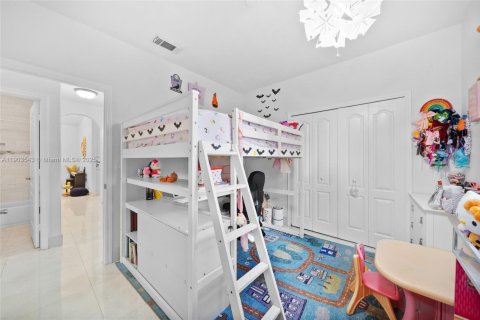 Villa ou maison à vendre à Miami, Floride: 4 chambres, 169.27 m2 № 1955182 - photo 26