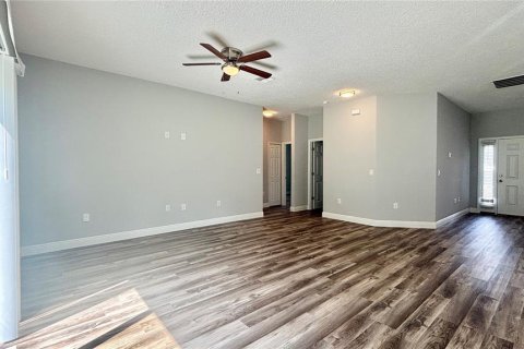 Casa en venta en Ocala, Florida, 4 dormitorios, 153.75 m2 № 1900068 - foto 11