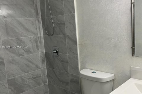 Villa ou maison à louer à Pembroke Pines, Floride: 3 chambres, 103.68 m2 № 2051574 - photo 14