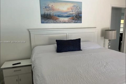 Villa ou maison à louer à Pembroke Pines, Floride: 3 chambres, 103.68 m2 № 2051574 - photo 6