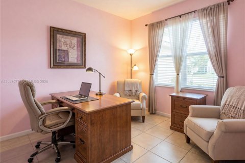 Townhouse in Miami, Florida 3 bedrooms, 103.12 sq.m. № 2082969 - photo 6