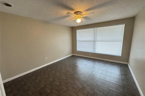 Casa en alquiler en Tampa, Florida, 2 dormitorios, 98.1 m2 № 1915146 - foto 11