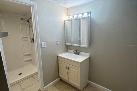 Casa en alquiler en Tampa, Florida, 2 dormitorios, 98.1 m2 № 1915146 - foto 7