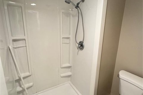 Casa en alquiler en Tampa, Florida, 2 dormitorios, 98.1 m2 № 1915146 - foto 8