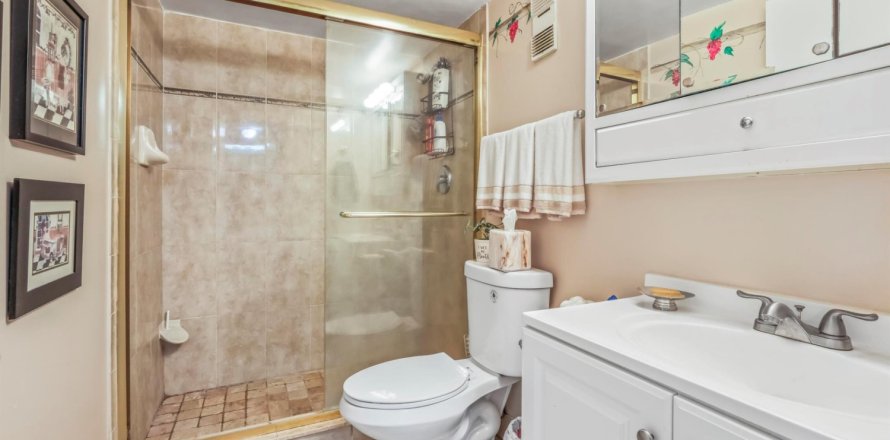 Condo in Delray Beach, Florida, 2 bedrooms № 1047907