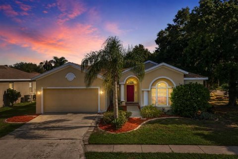 Casa en Bradenton, Florida 3 dormitorios, 160.07 m2 № 2220755