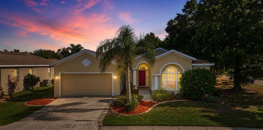Casa en Bradenton, Florida 3 dormitorios, 160.07 m2 № 2220755