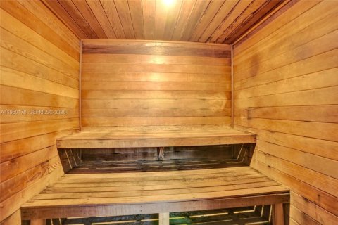 Condo in Dania Beach, Florida, 2 bedrooms  № 2005848 - photo 28