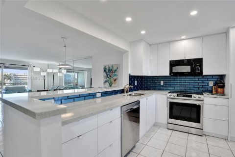 Condo à Dania Beach, Floride, 2 chambres  № 2005848