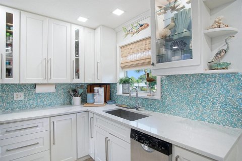 Купить кондоминиум в Сент-Луси, Флорида 4 комнаты, 110.46м2, № 2084131 - фото 15