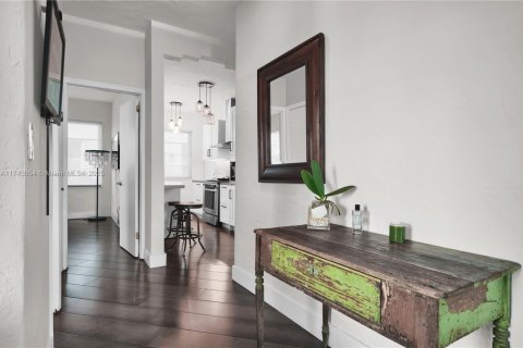 Condo in Miami Beach, Florida, 1 bedroom  № 1976857 - photo 7