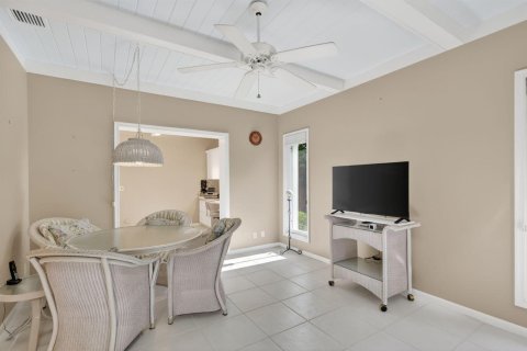 House in Stuart, Florida 3 bedrooms, 208.94 sq.m. № 2254332 - photo 20