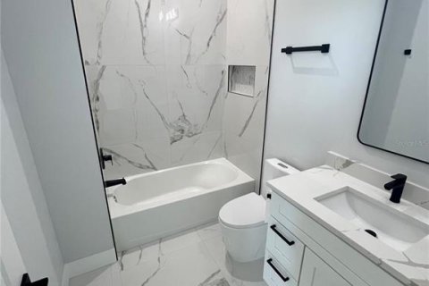 Casa en alquiler en Englewood, Florida, 4 dormitorios, 167.69 m2 № 1918863 - foto 23