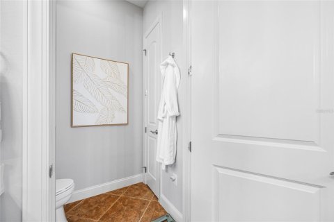 Condo in Saint Petersburg, Florida, 3 bedrooms  № 1613957 - photo 30