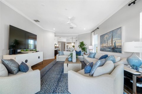 Condo in Saint Petersburg, Florida, 3 bedrooms  № 1613957 - photo 12