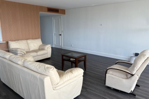 Copropriété à vendre à South Palm Beach, Floride: 2 chambres, 143.16 m2 № 1823503 - photo 9
