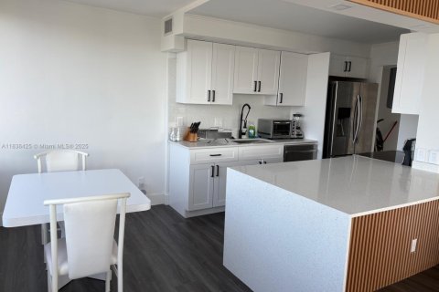Copropriété à vendre à South Palm Beach, Floride: 2 chambres, 143.16 m2 № 1823503 - photo 4