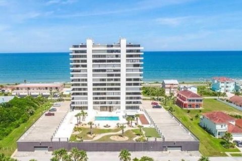 Condo in Flagler Beach, Florida, 2 bedrooms  № 1341596 - photo 1