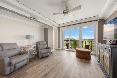 Condo in Belleair, Florida, 2 bedrooms № 2122088 - photo 17