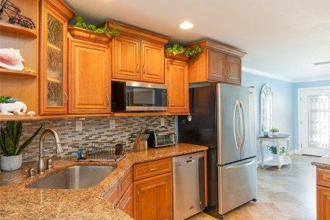 House in Englewood, Florida 4 bedrooms, 186.36 sq.m. № 1615299 - photo 4