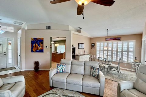 House in Punta Gorda, Florida 3 bedrooms, 161.09 sq.m. № 2103110 - photo 14