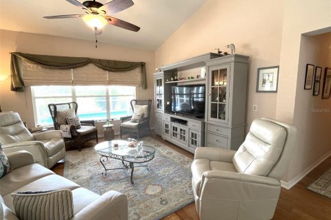 House in Punta Gorda, Florida 3 bedrooms, 161.09 sq.m. № 2103110 - photo 6
