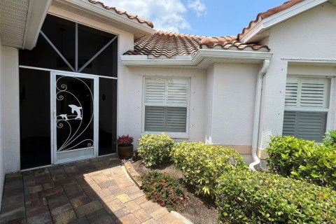 House in Punta Gorda, Florida 3 bedrooms, 161.09 sq.m. № 2103110 - photo 3