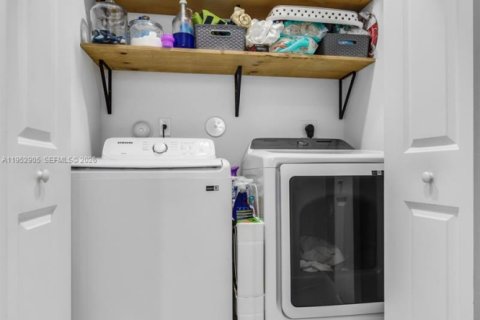 Купить таунхаус в Хомстед, Флорида 3 спальни, 137.77м2, № 2008850 - фото 8