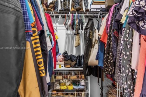 Купить таунхаус в Хомстед, Флорида 3 спальни, 137.77м2, № 2008850 - фото 19