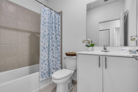 Купить таунхаус в Хомстед, Флорида 3 спальни, 137.77м2, № 2008850 - фото 21