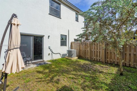 Купить таунхаус в Хомстед, Флорида 3 спальни, 137.77м2, № 2008850 - фото 24