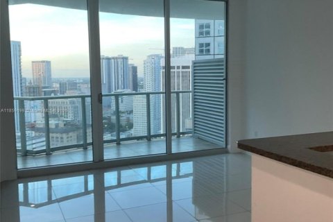 Condo in Miami, Florida, 1 bedroom  № 1887600 - photo 20