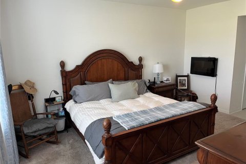 House in Spring Hill, Florida 3 bedrooms, 140.19 sq.m. № 1905284 - photo 3