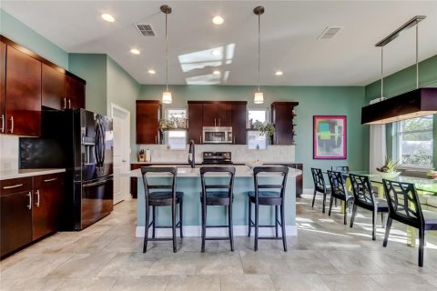 Villa ou maison à vendre à Tampa, Floride: 4 chambres, 319.58 m2 № 2129080 - photo 12